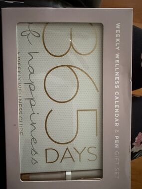 365 Days Weekly Wellness Calendar & Pen - Gold on White